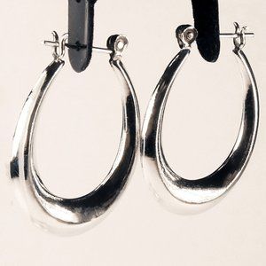 Solid sterling silver hinged hoop earrings
